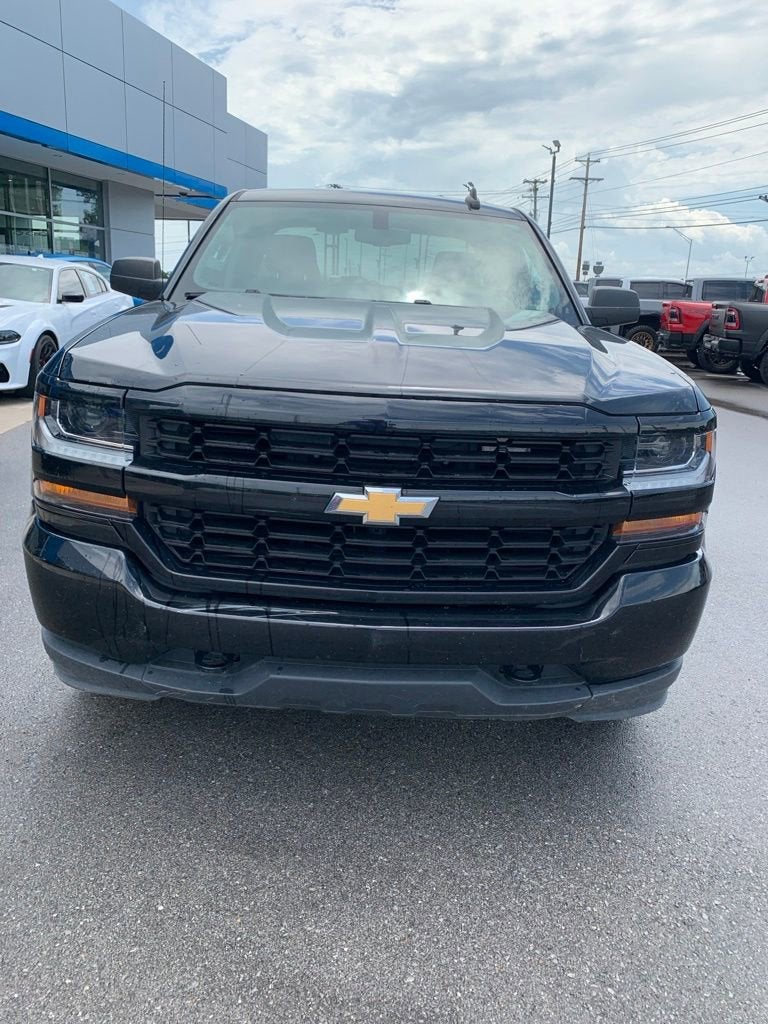 2019 Chevrolet Silverado LD Custom