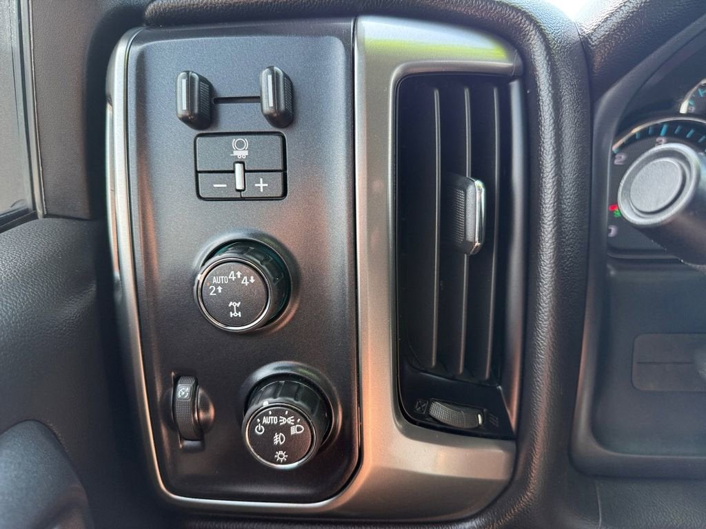 2019 Chevrolet Silverado LD LT