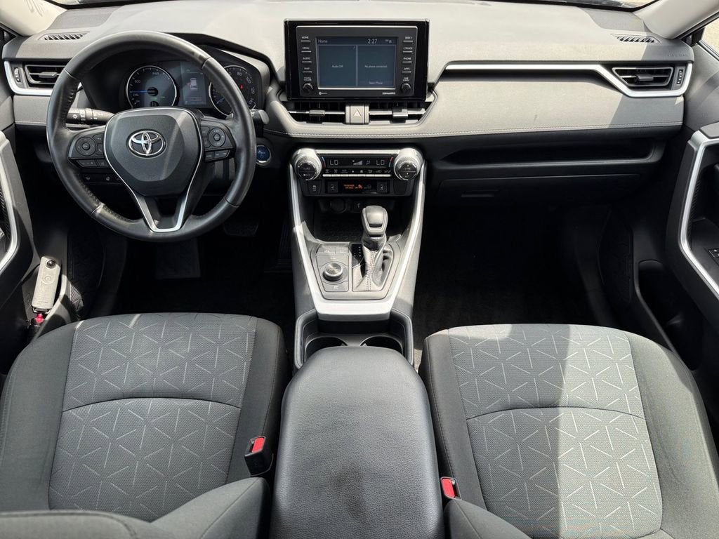 2020 Toyota RAV4 Hybrid XLE
