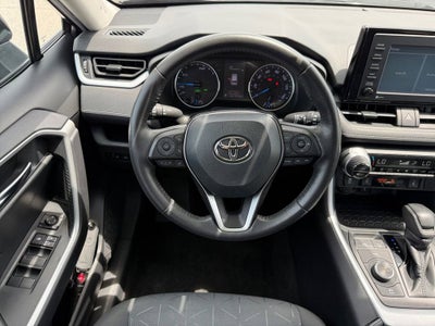 2020 Toyota RAV4 Hybrid XLE