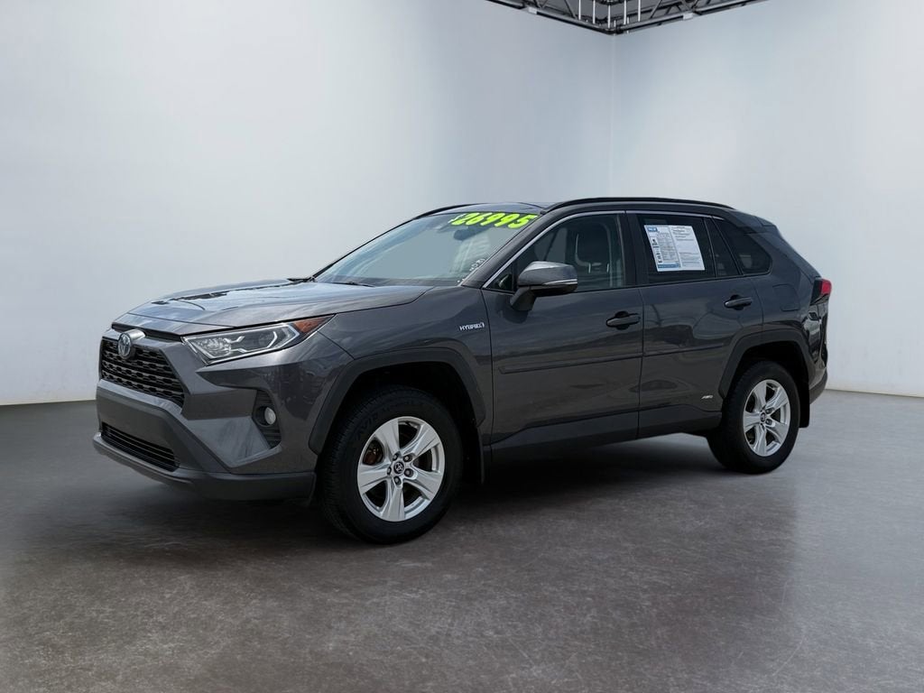2020 Toyota RAV4 Hybrid XLE
