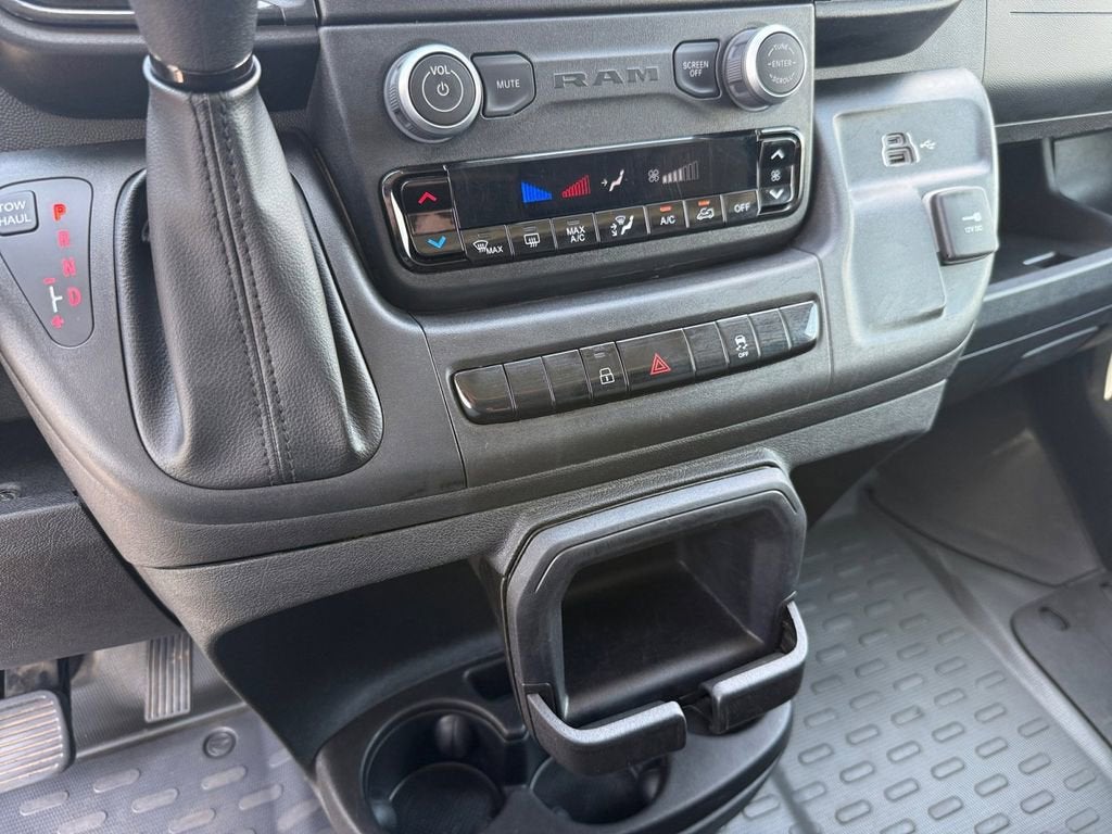 2025 RAM ProMaster Cargo Van Tradesman