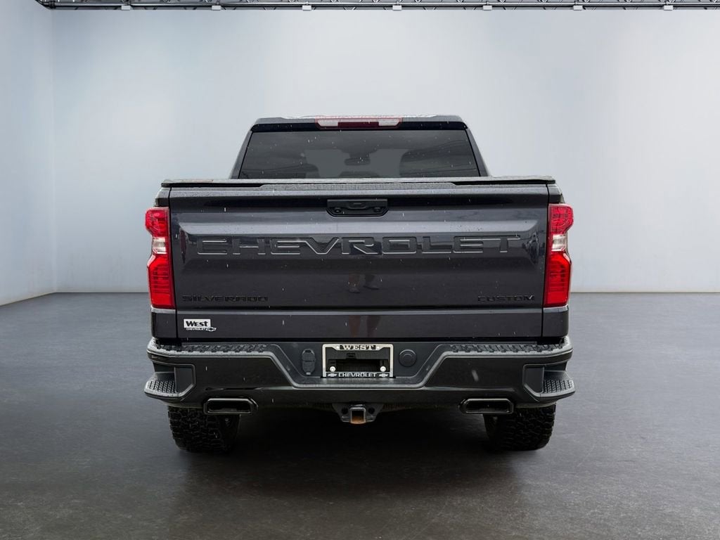 2022 Chevrolet Silverado 1500 Custom Trail Boss