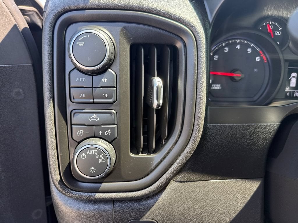 2020 Chevrolet Silverado 1500 Custom Trail Boss