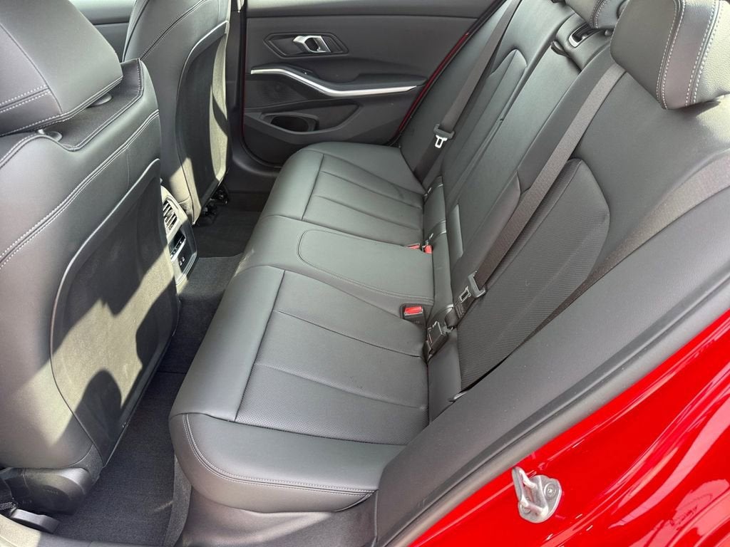 2024 BMW 3 Series 330i xDrive