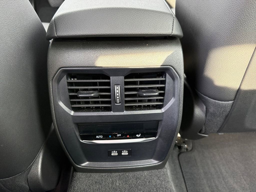 2024 BMW 3 Series 330i xDrive