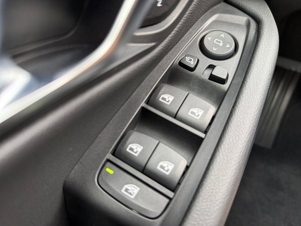 2024 BMW 3 Series 330i xDrive