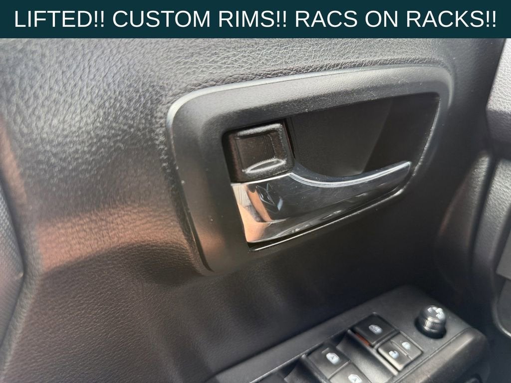 2022 Toyota Tacoma 4WD SR