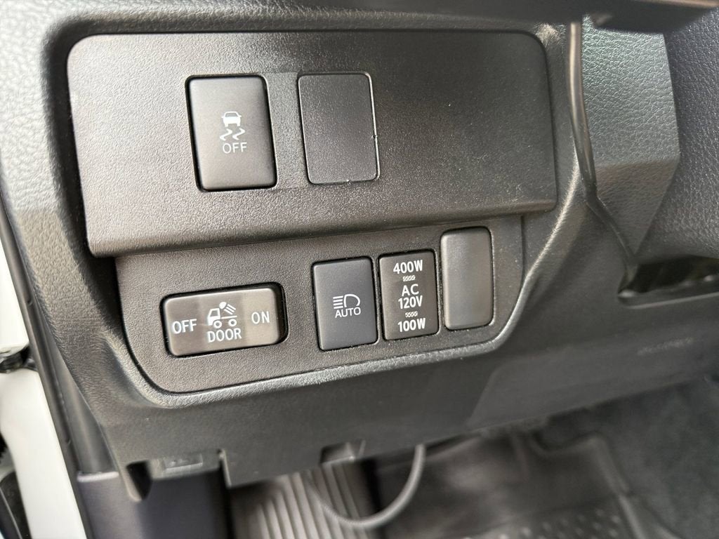 2021 Toyota Tacoma 4WD SR
