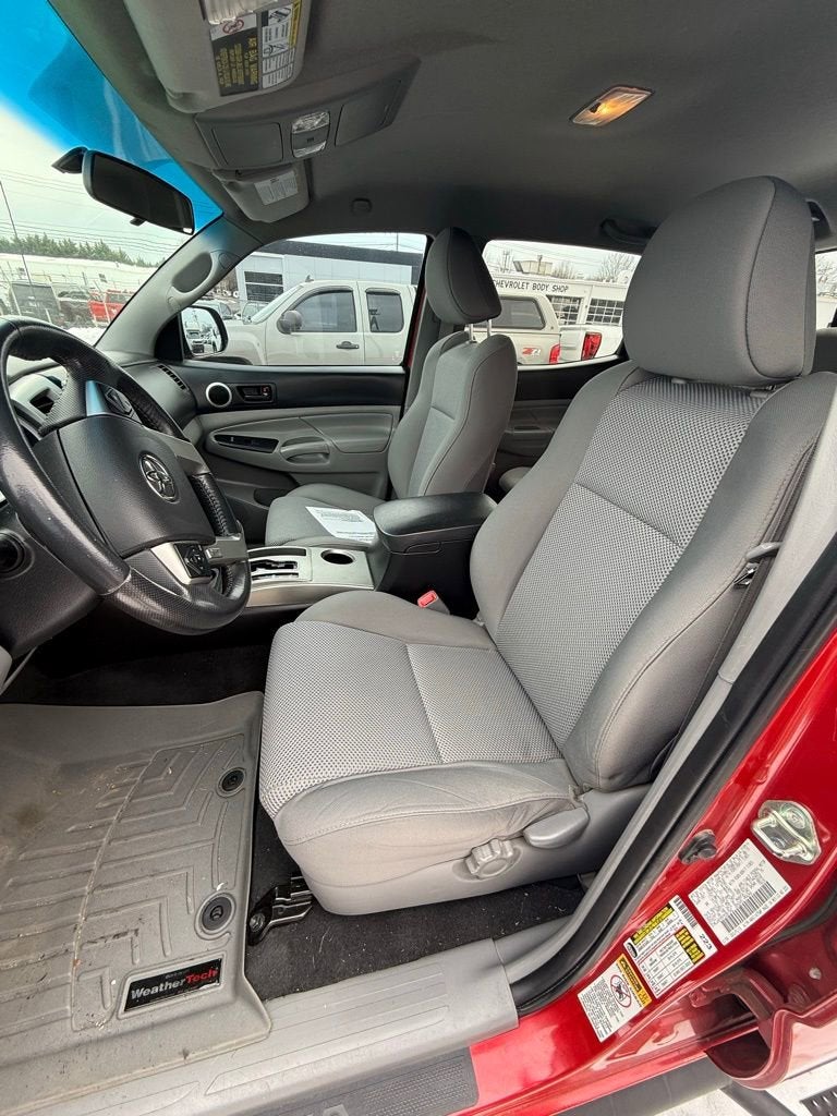 2015 Toyota Tacoma Base