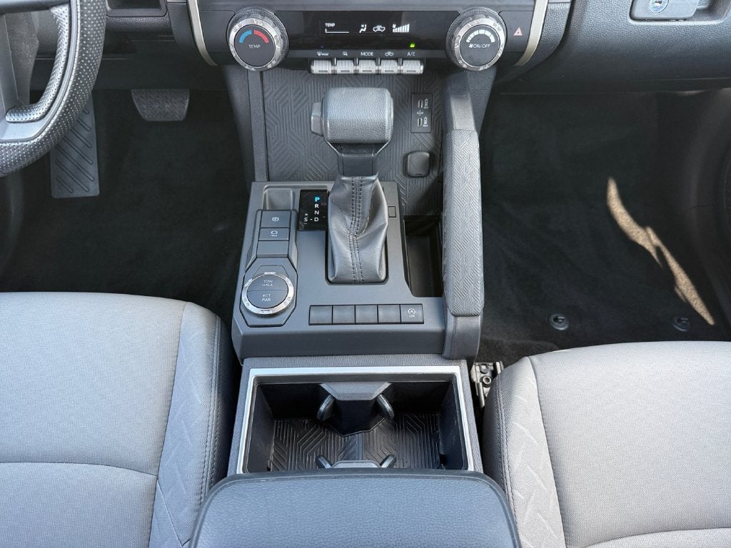 2025 Toyota Tacoma 2WD SR5