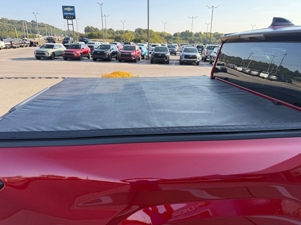2025 Toyota Tacoma 2WD SR5