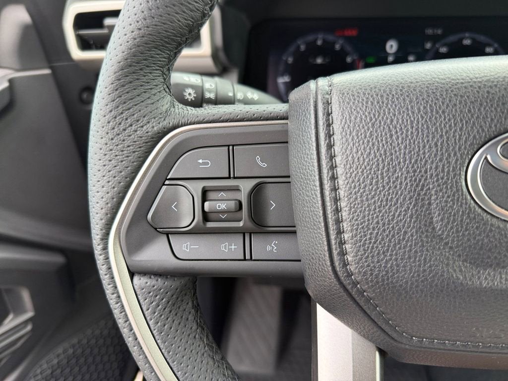 2025 Toyota Tacoma 4WD TRD Sport Hybrid