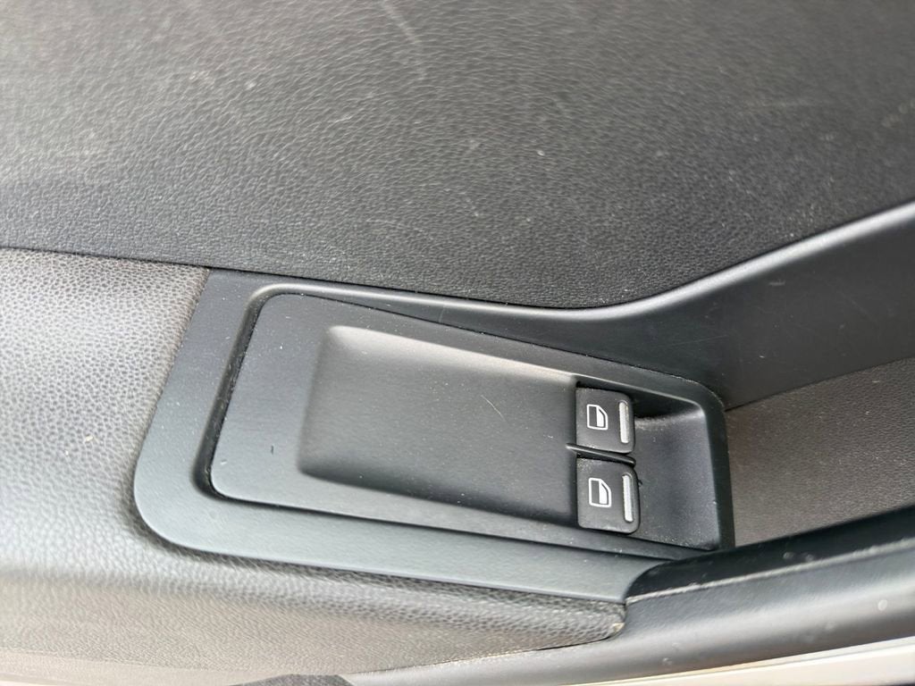 2012 Volkswagen Beetle 2.5L PZEV
