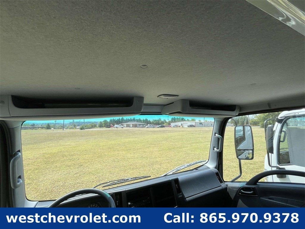 2025 Chevrolet Low Cab Forward 3500 1WT