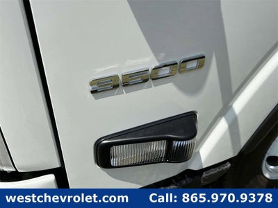 2025 Chevrolet Low Cab Forward 3500 1WT