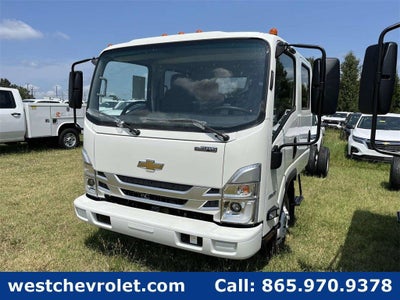 2025 Chevrolet Low Cab Forward 3500 Base