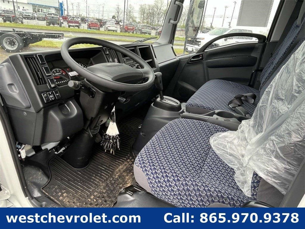 2024 Chevrolet Low Cab Forward 3500 Base