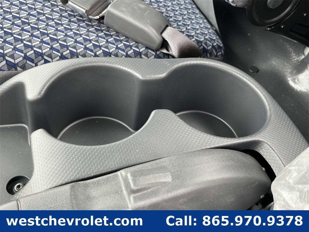 2024 Chevrolet Low Cab Forward 3500 Base