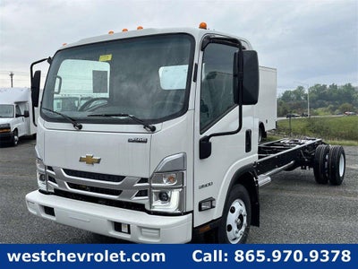 2024 Chevrolet Low Cab Forward 3500 Base