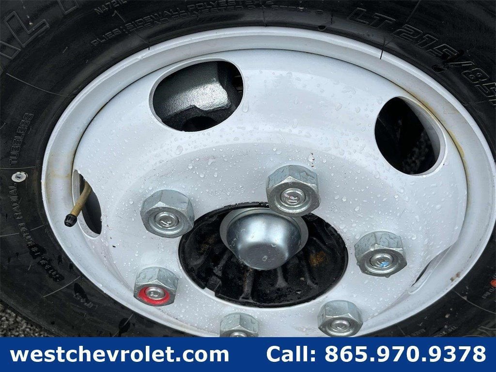 2024 Chevrolet Low Cab Forward 3500 Base