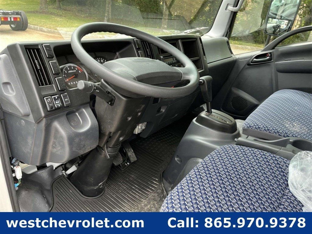 2025 Chevrolet Low Cab Forward 4500 1WT