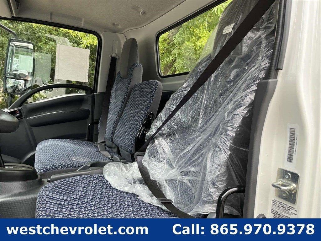 2025 Chevrolet Low Cab Forward 4500 1WT