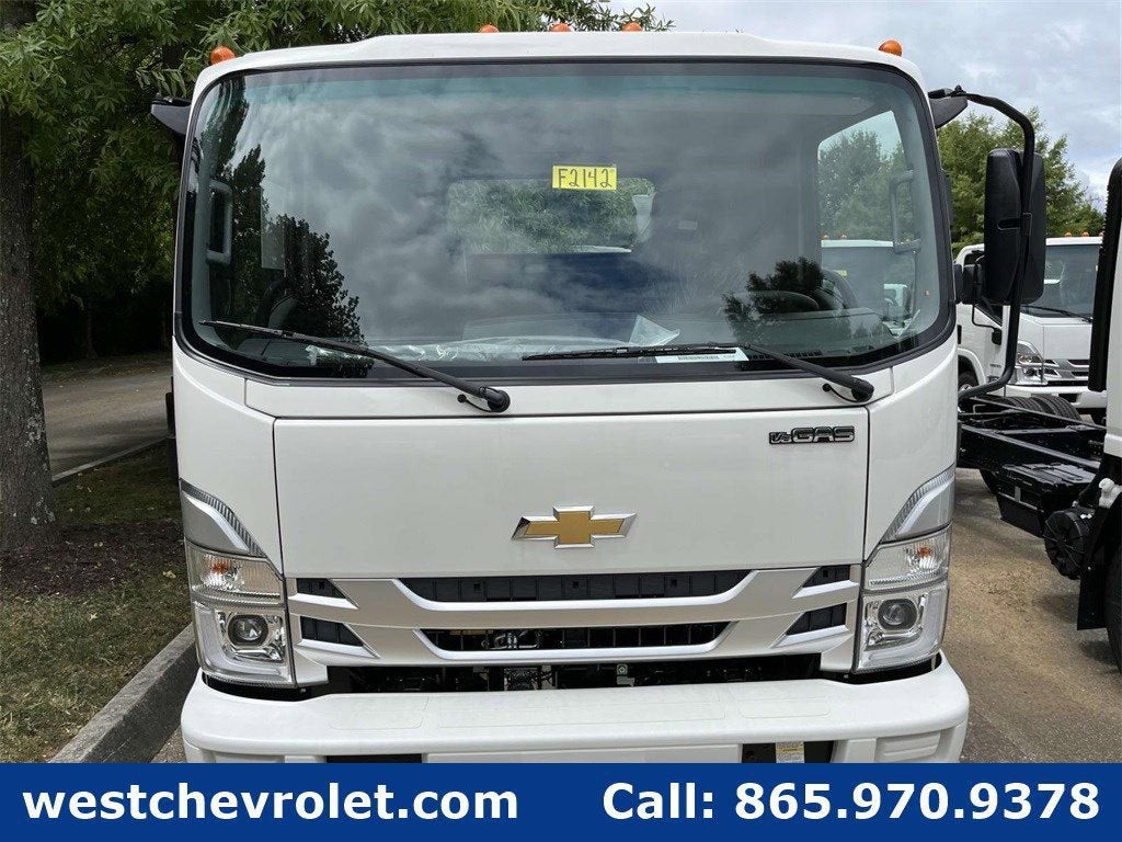 2025 Chevrolet Low Cab Forward 4500 1WT