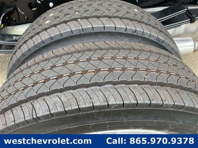 2025 Chevrolet Low Cab Forward 4500 1WT