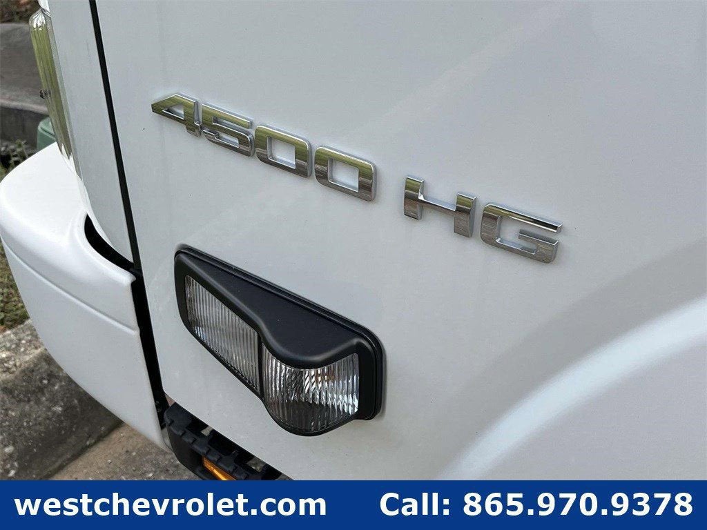 2025 Chevrolet Low Cab Forward 4500 Base