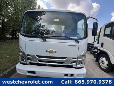 2025 Chevrolet Low Cab Forward 4500 Base