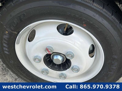 2025 Chevrolet Low Cab Forward 4500 Base