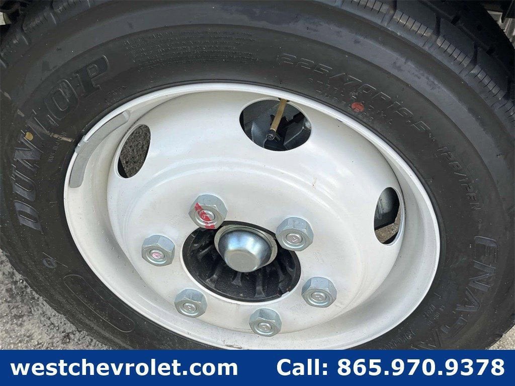 2025 Chevrolet Low Cab Forward 4500 Base