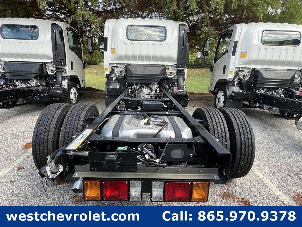 2025 Chevrolet Low Cab Forward 4500 1WT