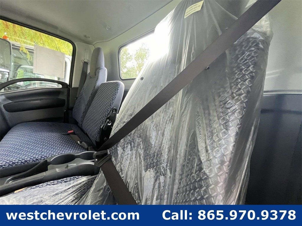 2025 Chevrolet Low Cab Forward 4500 1WT