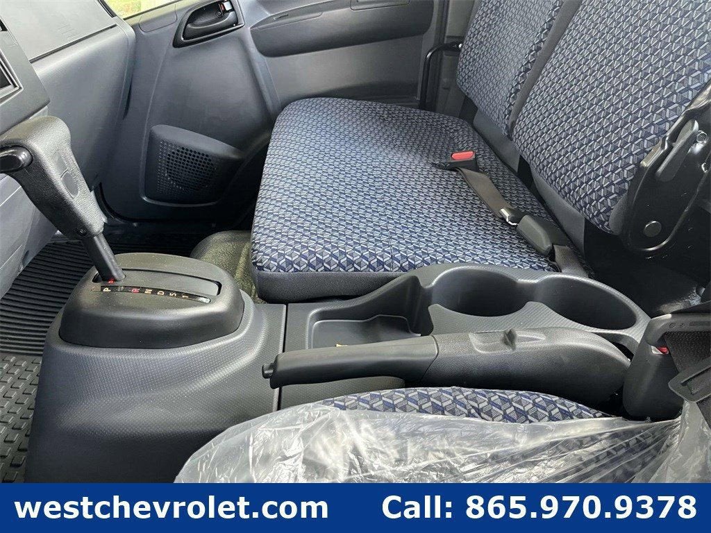 2025 Chevrolet Low Cab Forward 4500 1WT