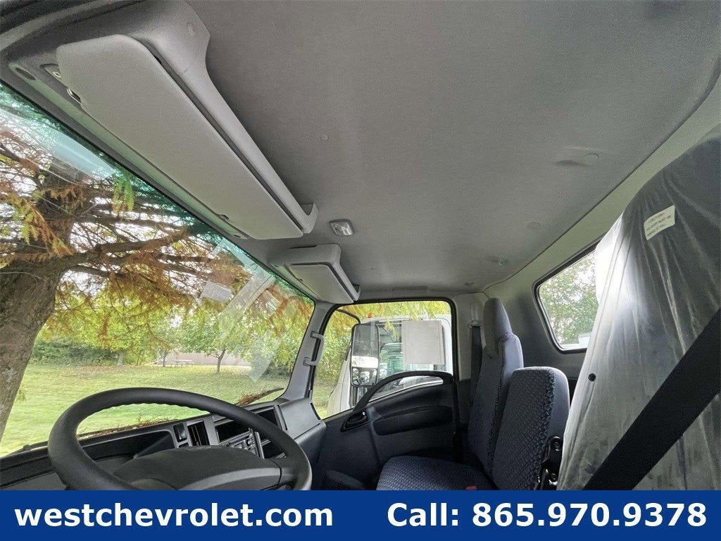 2025 Chevrolet Low Cab Forward 4500 1WT