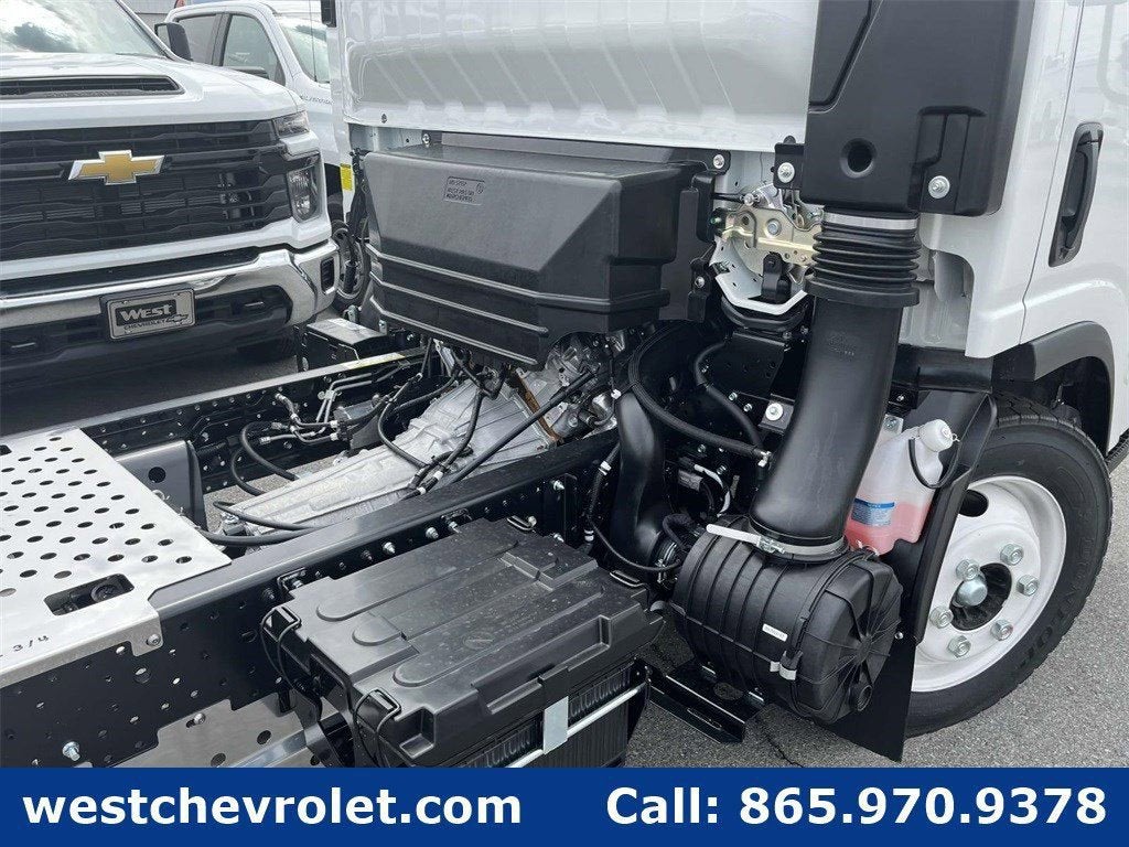 2024 Chevrolet Low Cab Forward 4500 Base