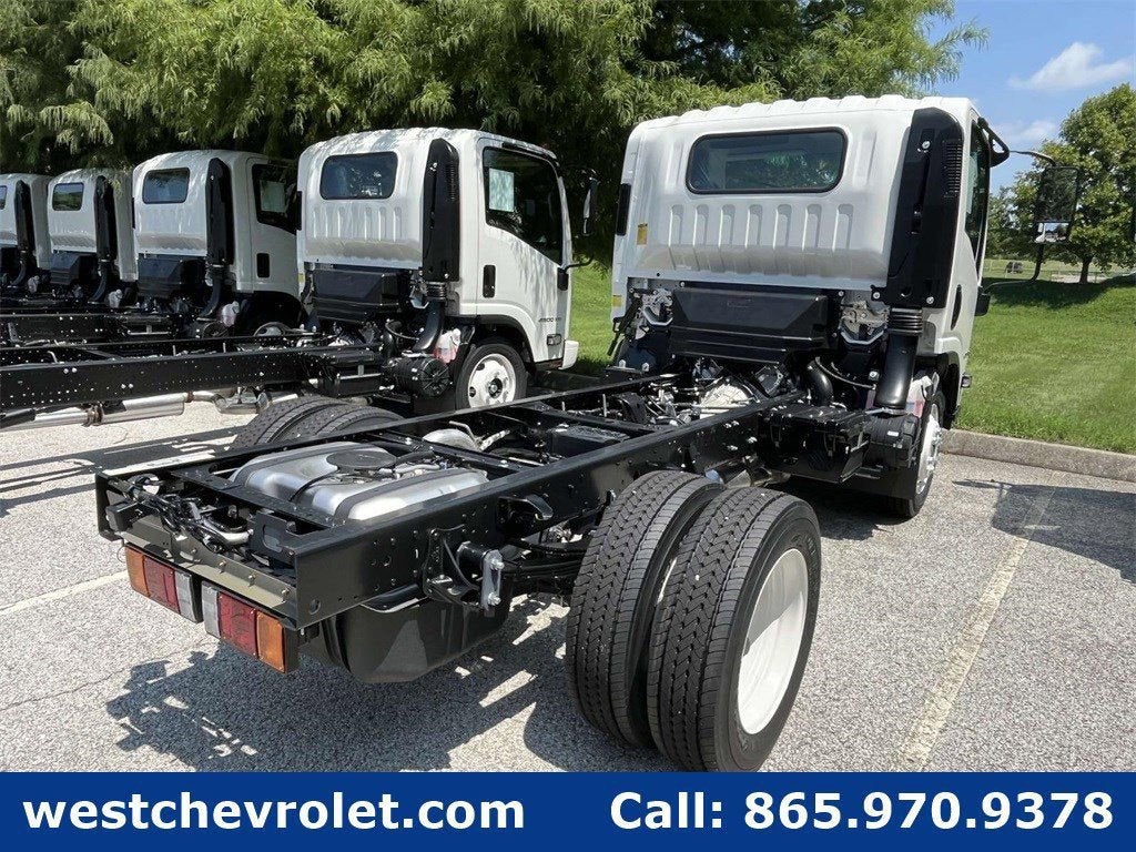2025 Chevrolet Low Cab Forward 4500 1WT