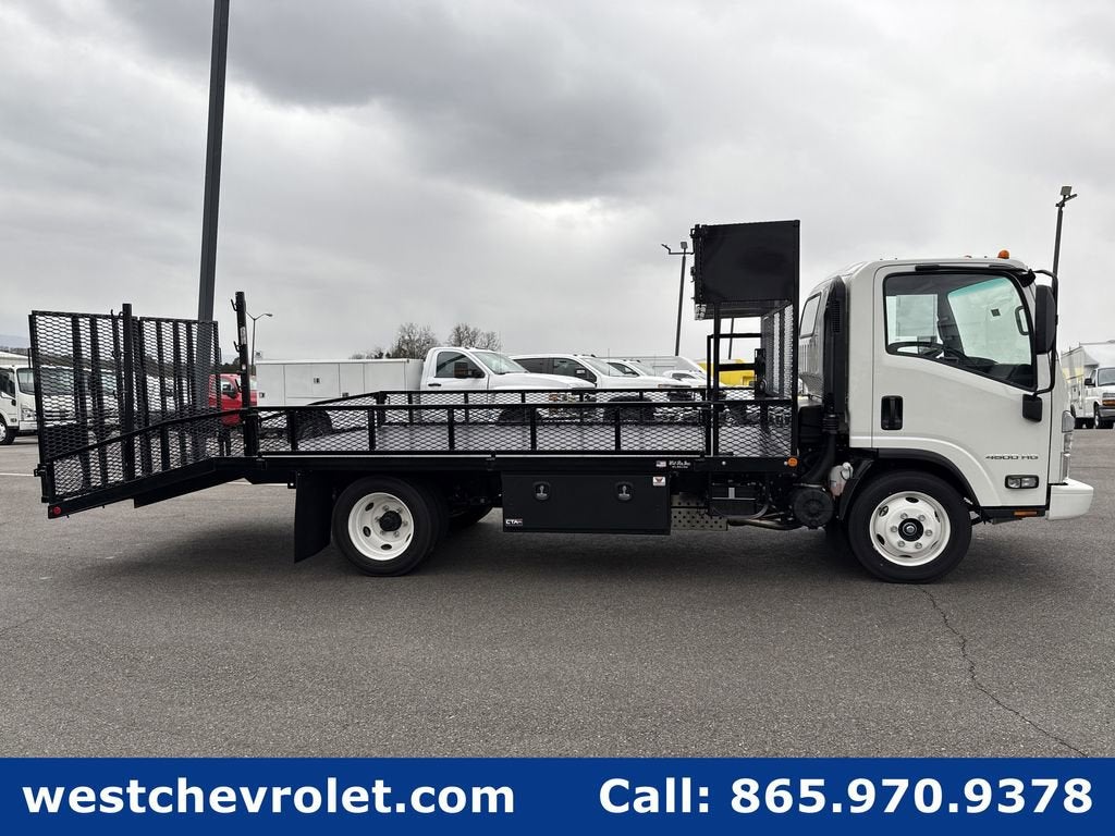 2025 Chevrolet Low Cab Forward 4500 1WT