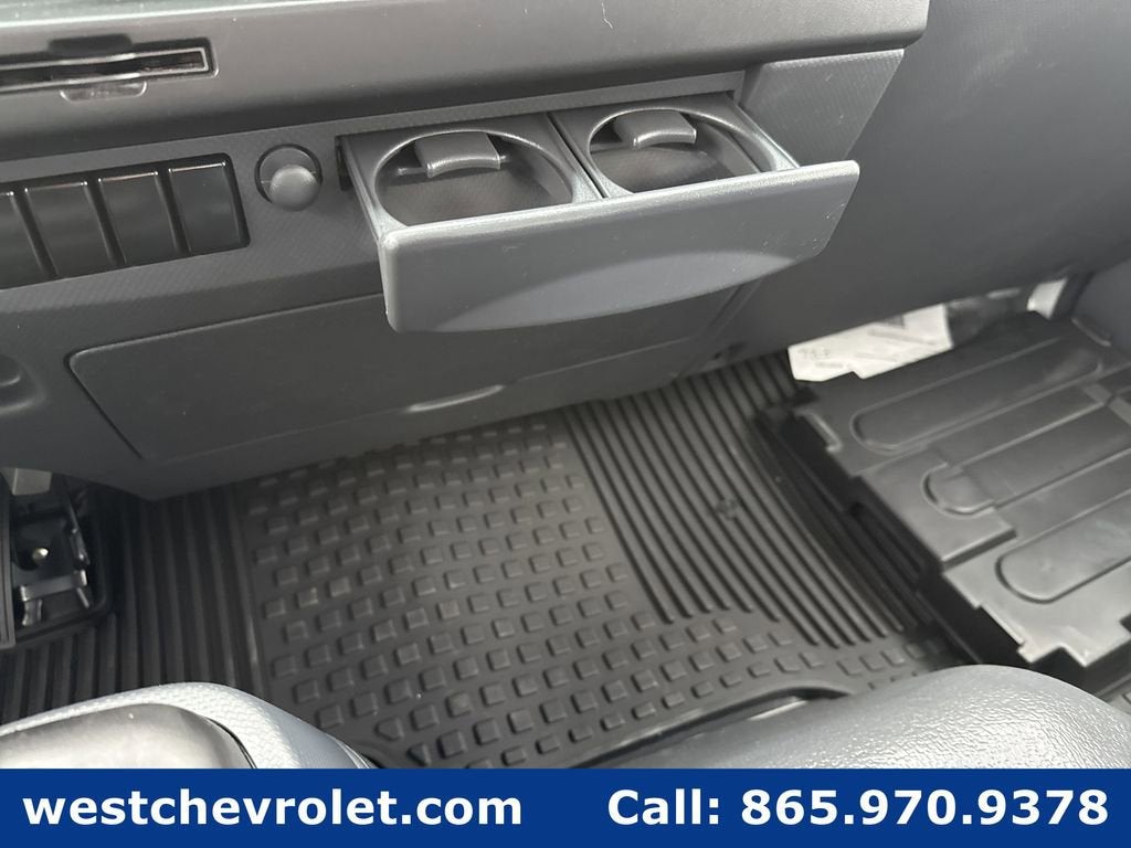 2025 Chevrolet Low Cab Forward 4500 1WT