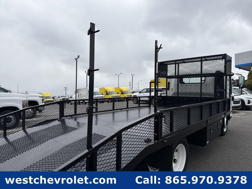 2025 Chevrolet Low Cab Forward 4500 1WT