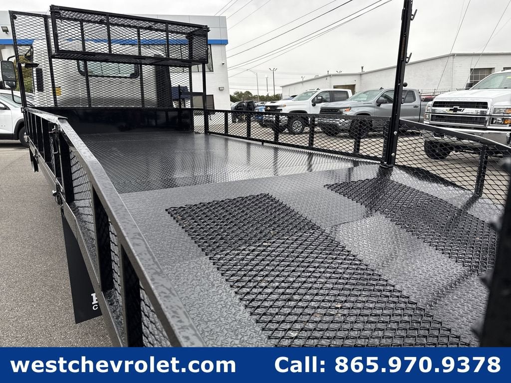 2025 Chevrolet Low Cab Forward 4500 1WT