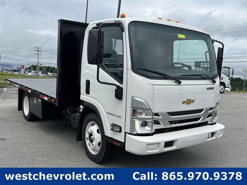 2024 Chevrolet Low Cab Forward 4500 Base