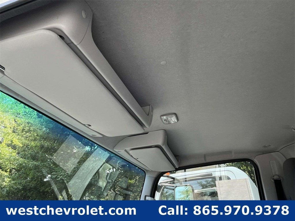 2025 Chevrolet Low Cab Forward 4500 1WT