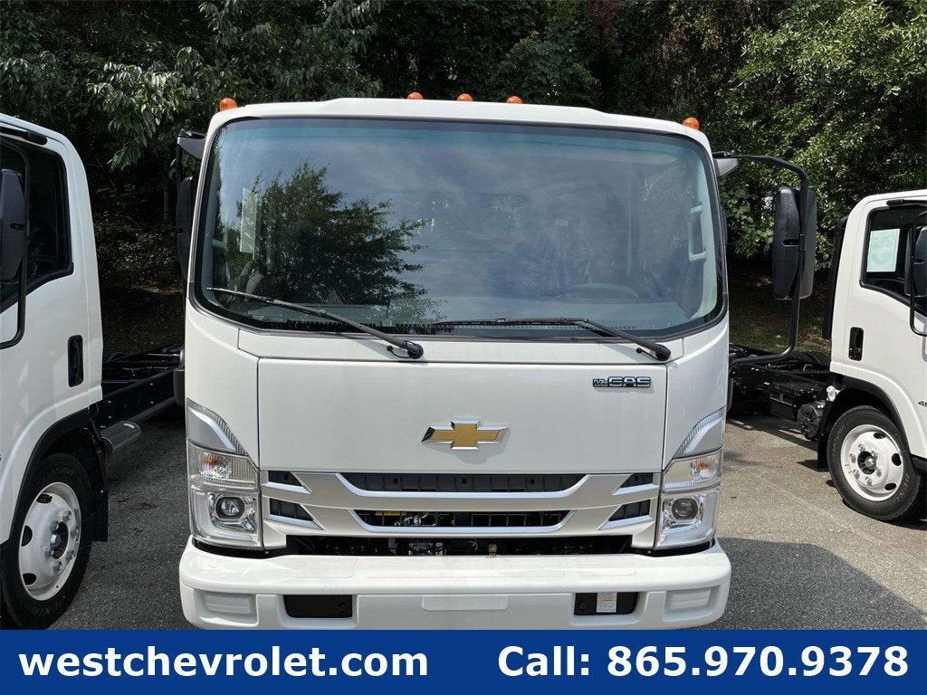 2025 Chevrolet Low Cab Forward 4500 1WT