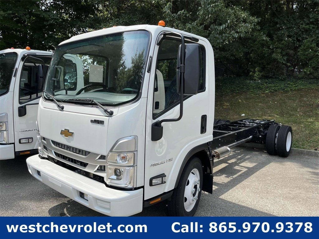 2025 Chevrolet Low Cab Forward 4500 1WT