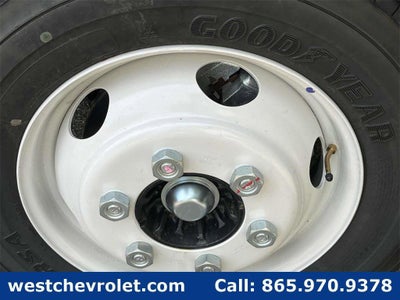 2025 Chevrolet Low Cab Forward 4500 1WT