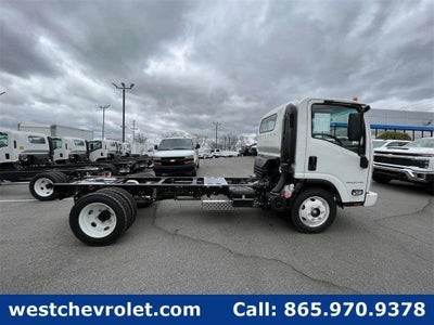 2024 Chevrolet Low Cab Forward 4500 Base