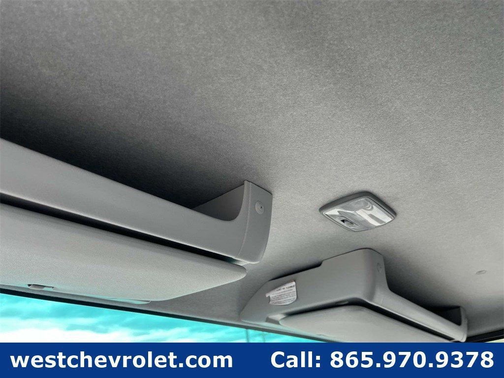 2024 Chevrolet Low Cab Forward 4500 Base